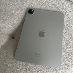 iPad Pro 11 Inch  M2 Chip