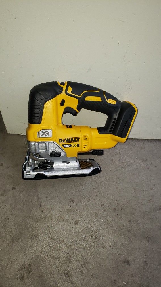 Dewalt 20v Jigsaw Brushless XR Brand New Tool Only 