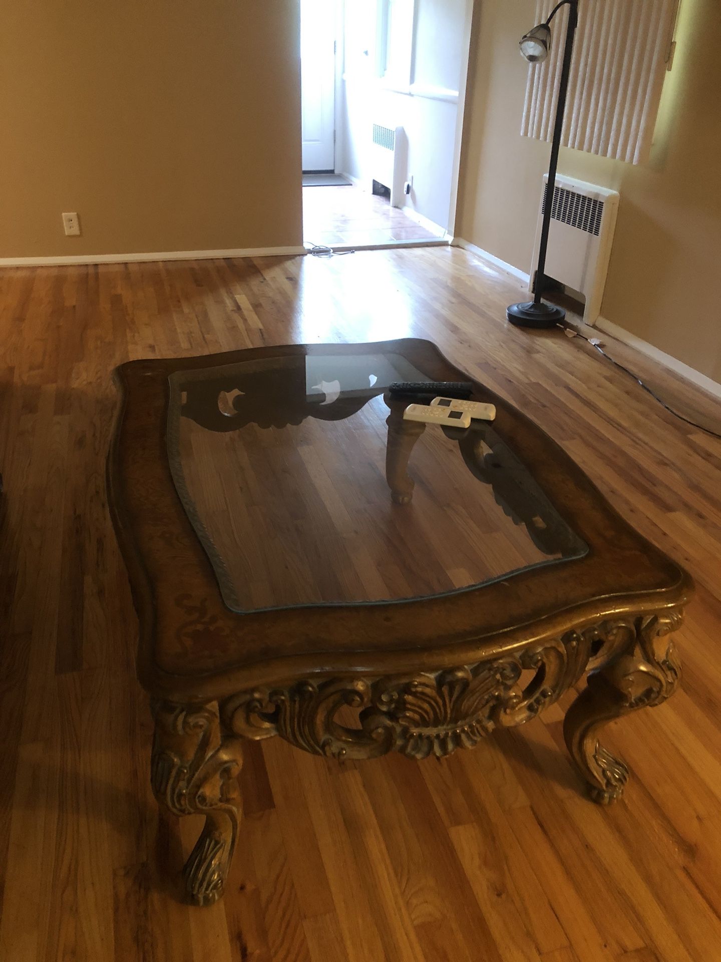 Coffee Table & Side Table 