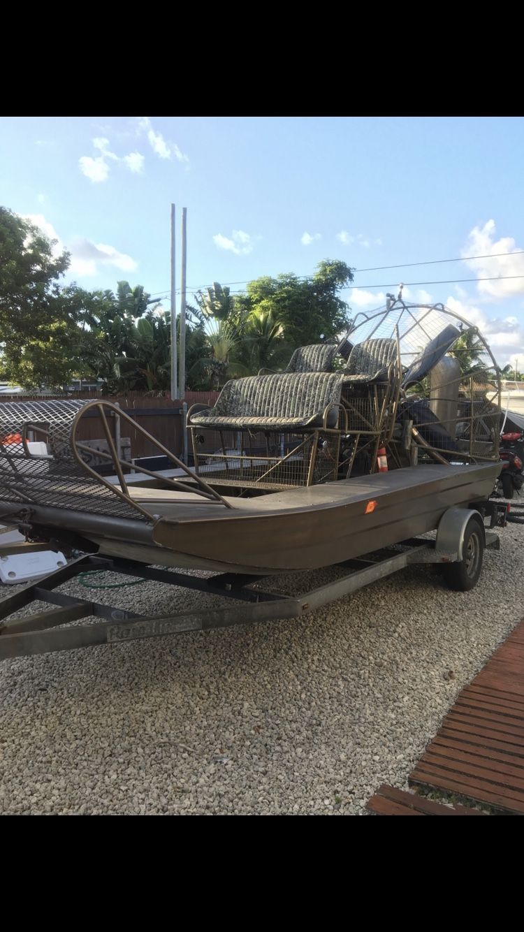 2000 Alumitech Combee Airboat 454