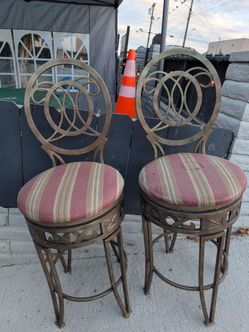 Free Bar Stools