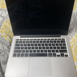 MacBook Pro i5