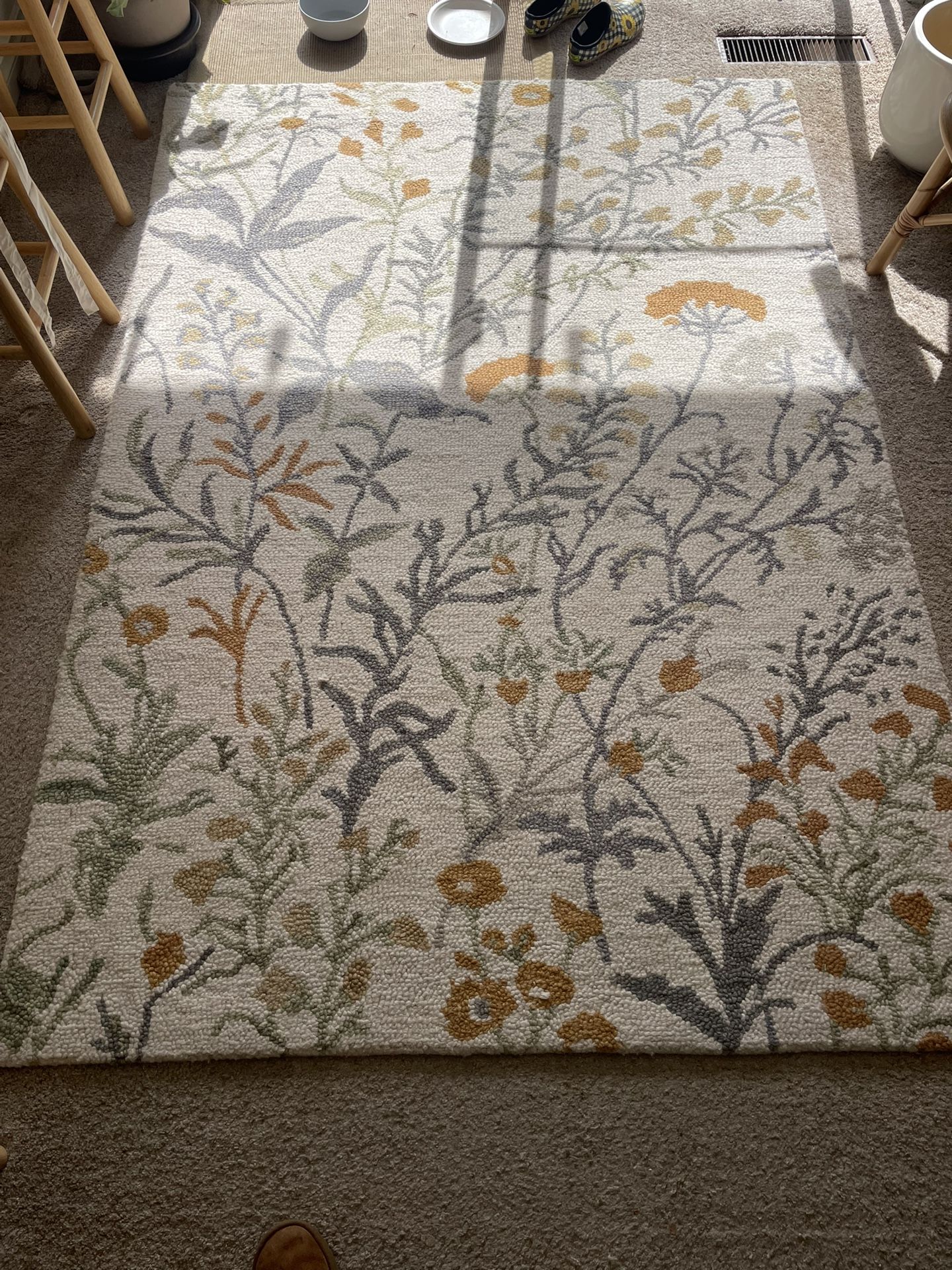 Beautiful  Plant & Flower Wool Pile Area Rug