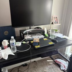 Slightly Used Desk In Good Condition
