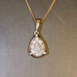 1/4 CT. T.W. Pear-Shaped Multi-Diamond Pendant in 10K Gold