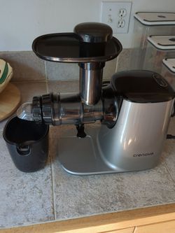 Crenova Juicer