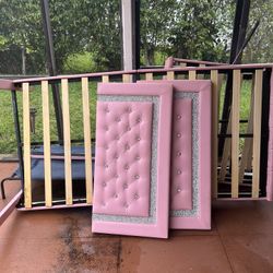 2 Twin Girl Beds