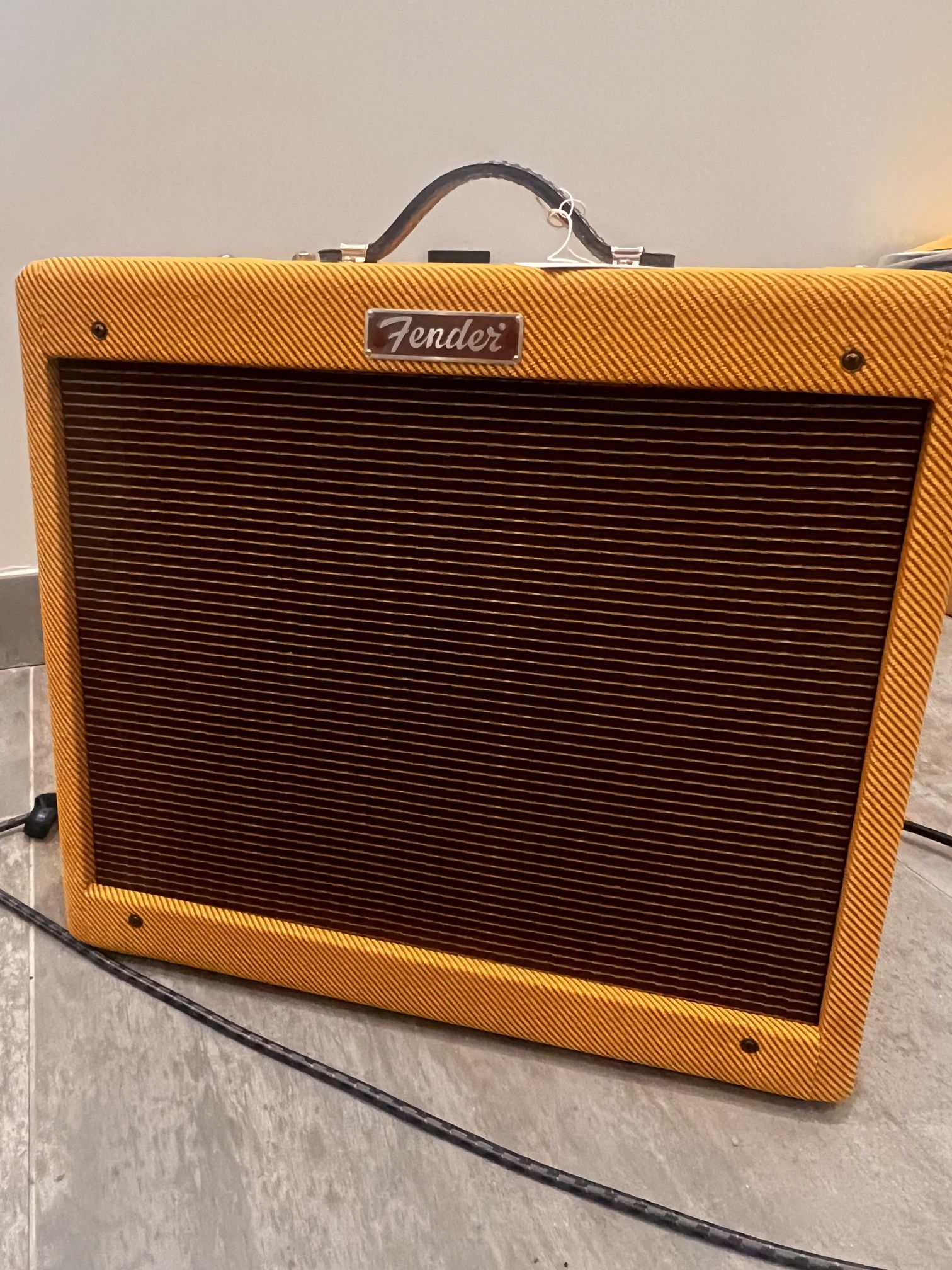 FENDER TUBE AMP || Limited Edition — LIKE BRAND NEW!!!