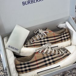 BURBERRY SHOES