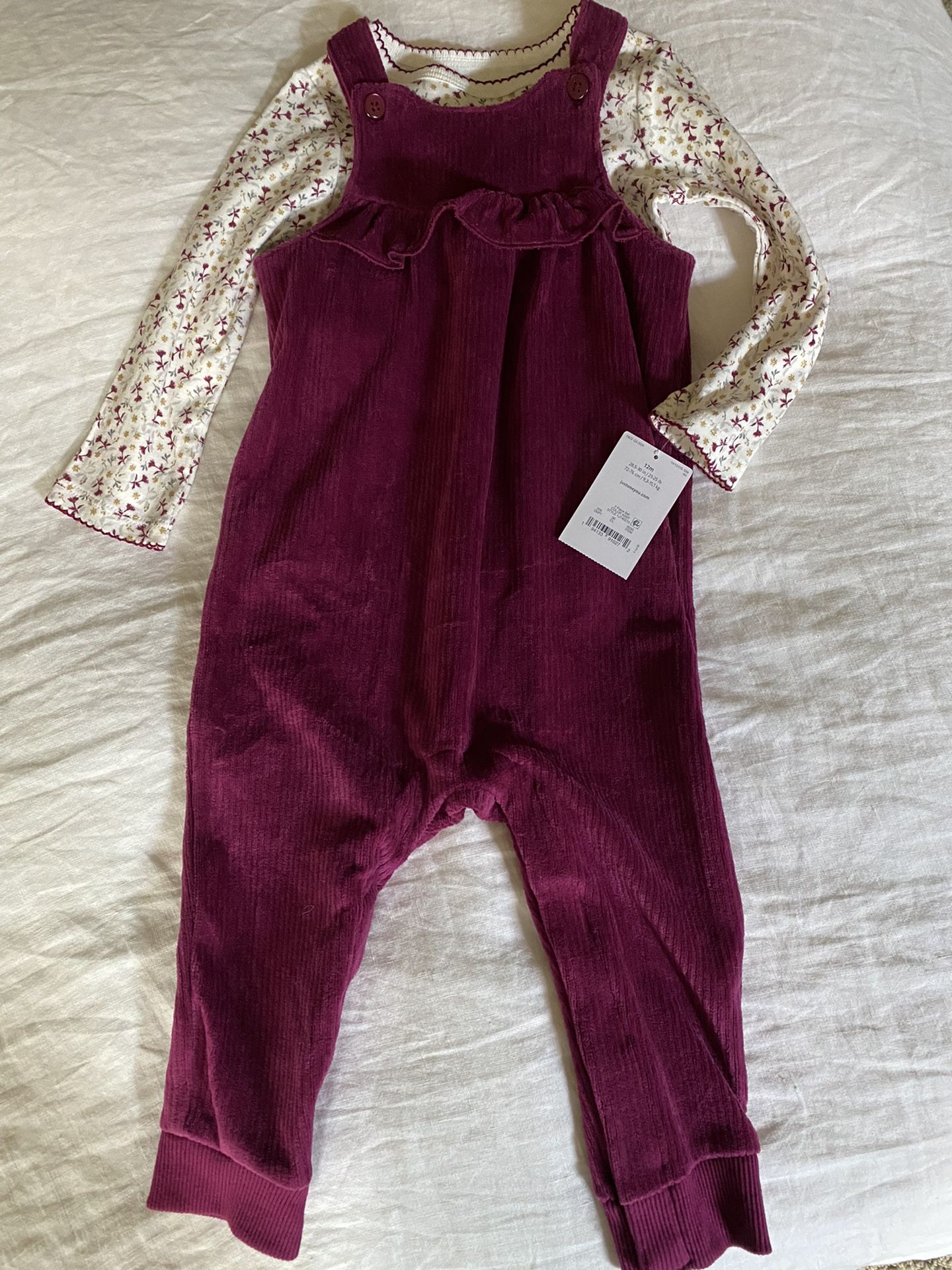 Brand New Carter’s 12mo Outfit