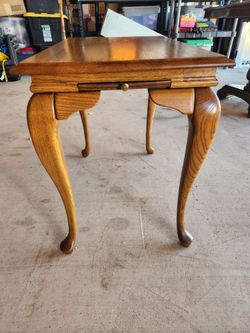 Vintage Solid Oak Queen Anne Style Tea Table