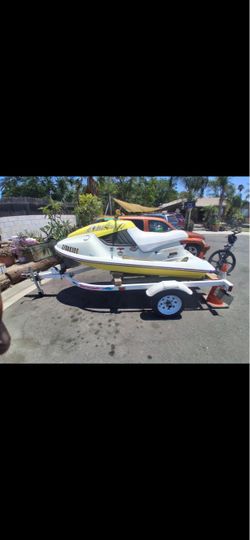 Jet ski
