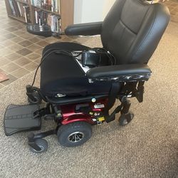 J6 Power Wheelchair