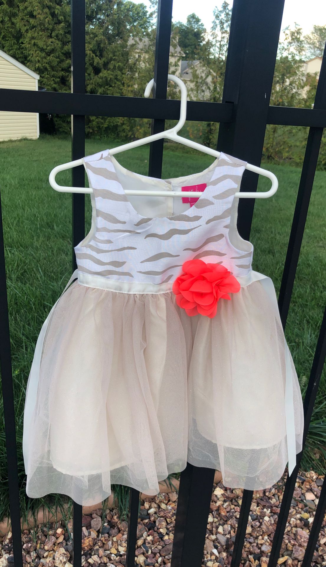 Girls dress size 2T