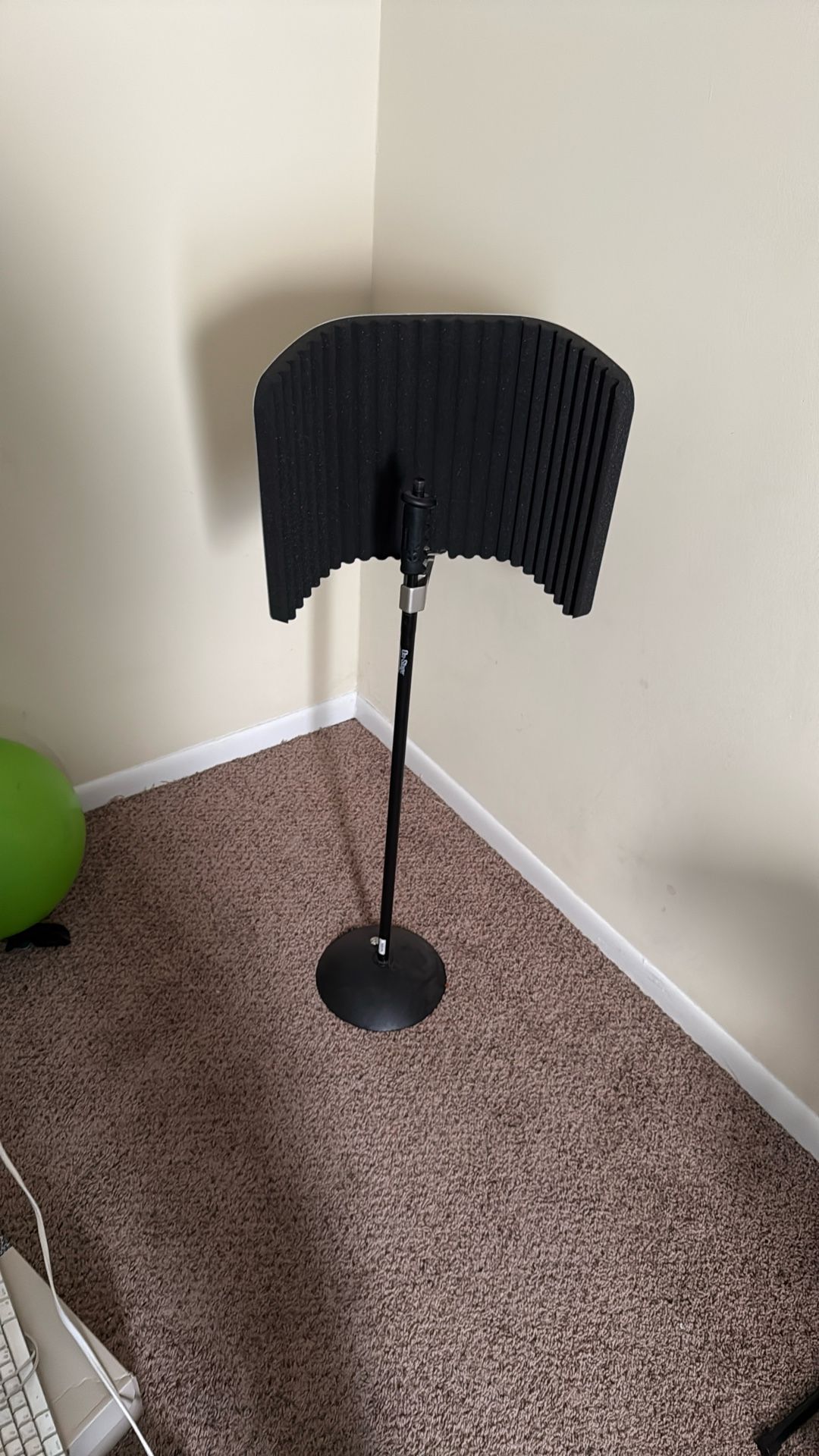 Microphone Stand & Sound Proofer