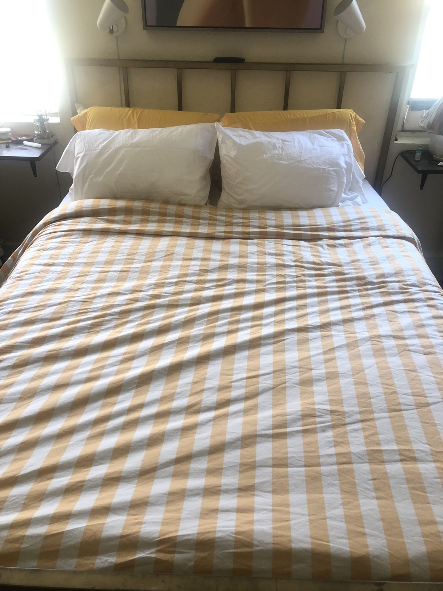Yellow stripe duvet cover
