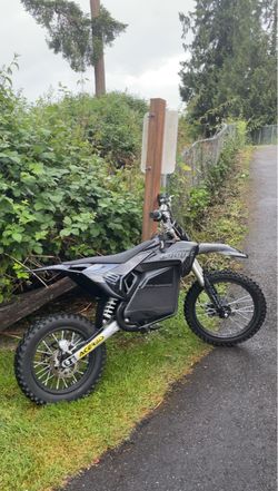 MotoTec 72v Electric dirt bike