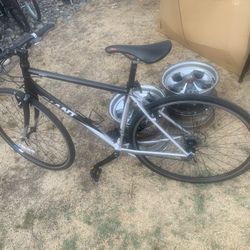 Giant Road Bike