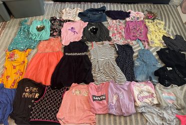 Girl clothing bundle (pending)