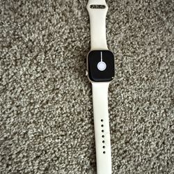 Rose Gold Apple Watch 