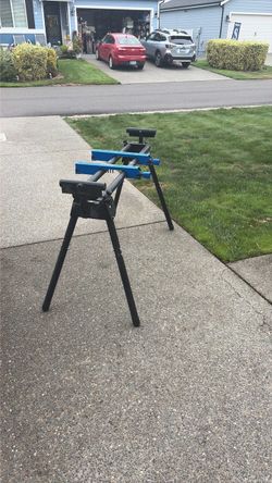 Miter saw stand