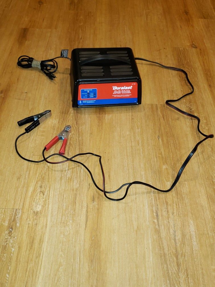 Duralast Battery Charger and Engine Starter