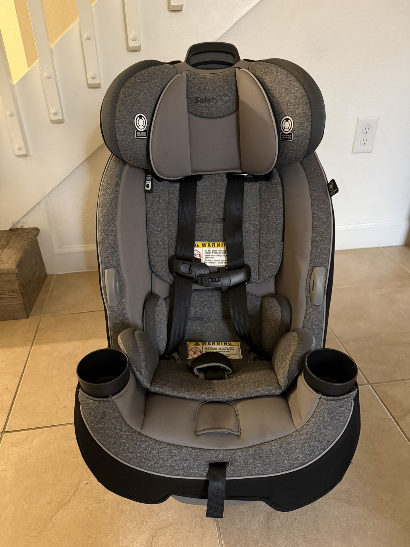Safety 1st Grow and Go 3-in-1 Car Seat – Excellent Condition