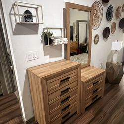 5 Drawer Chest And 3 Drawer With Mirror 