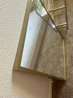Wall mirror gold