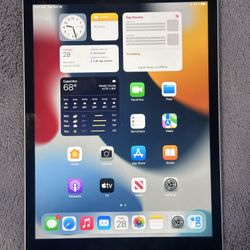 Apple iPad mini 4 Tablet 7.9 inch 128GB