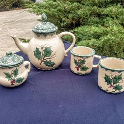 HOLLY BERRY STONEWARE TEA SET 