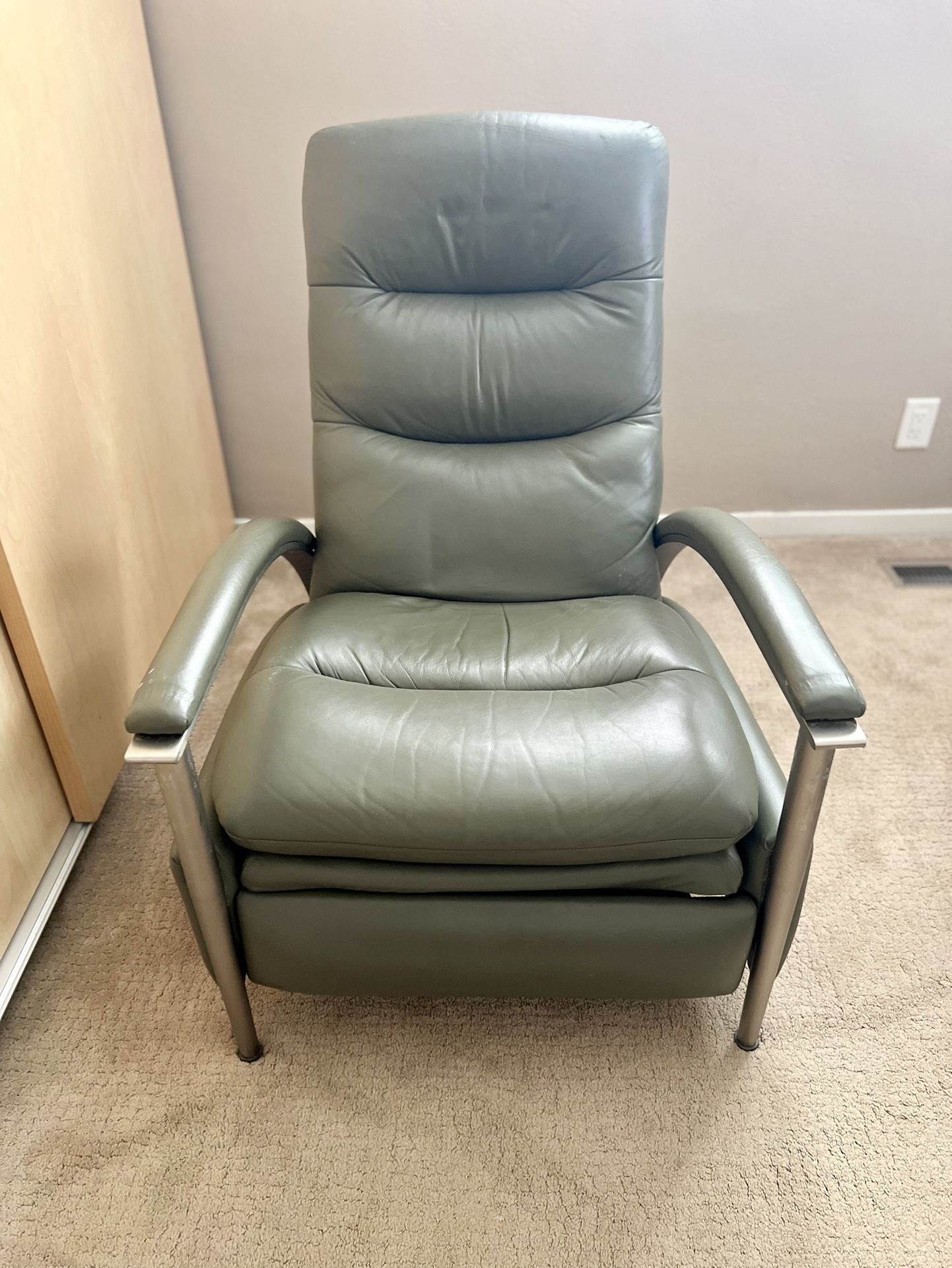 Ethan Allen Chair Recliner
