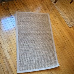 2’6” X 4’ Jute Seagrass Rug