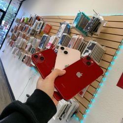 Apple iPhone 13(50$Down)