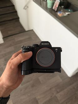 Sony A7IV