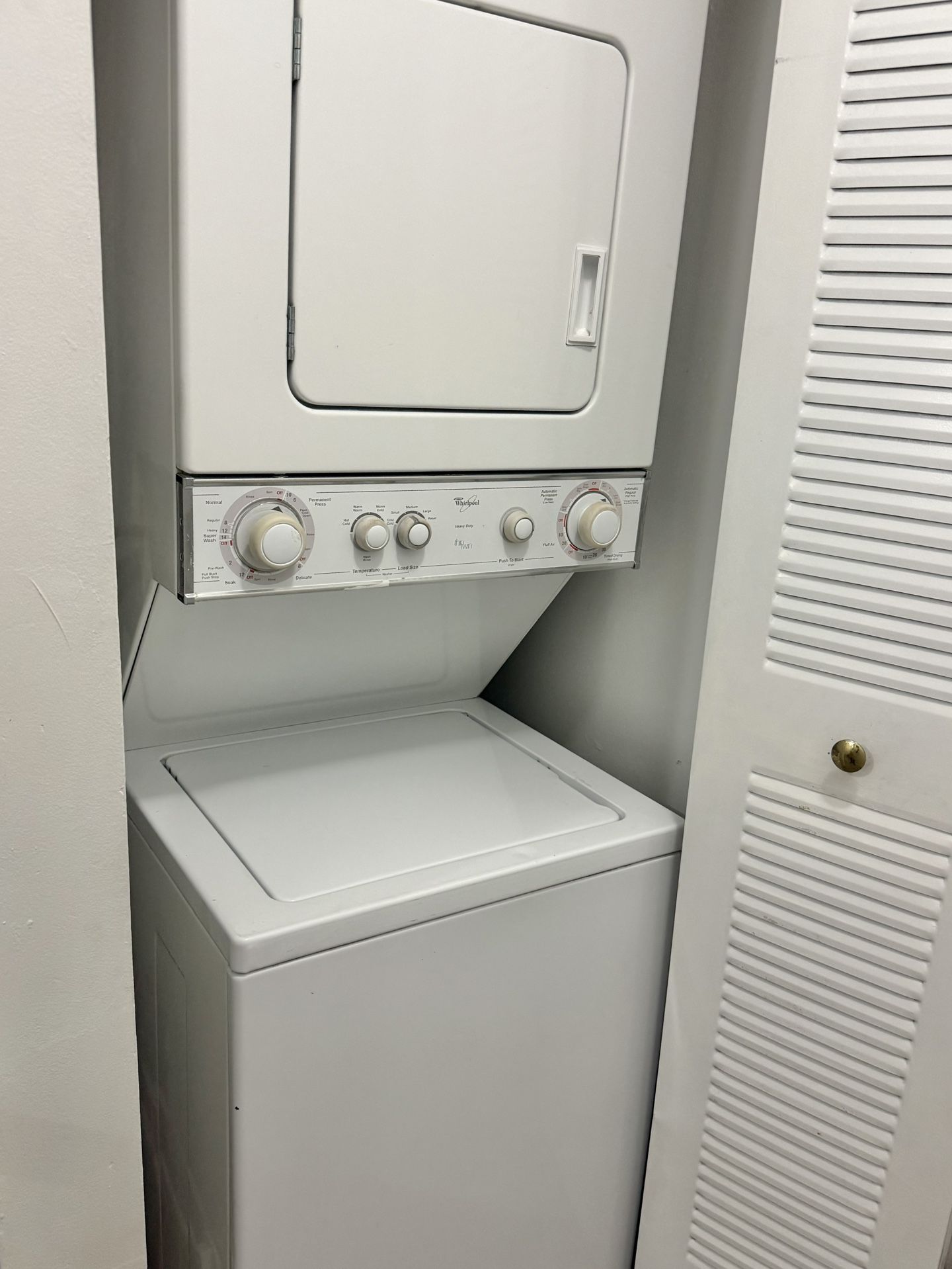 *** 24” WHIRLPOOL Washer & Dryer Combo / Stackable / Stacked *** Super Cheap