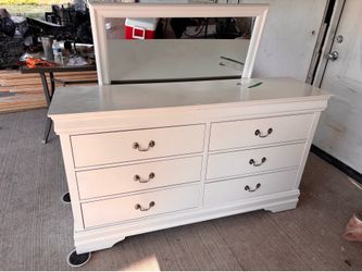 Dresser with mirror