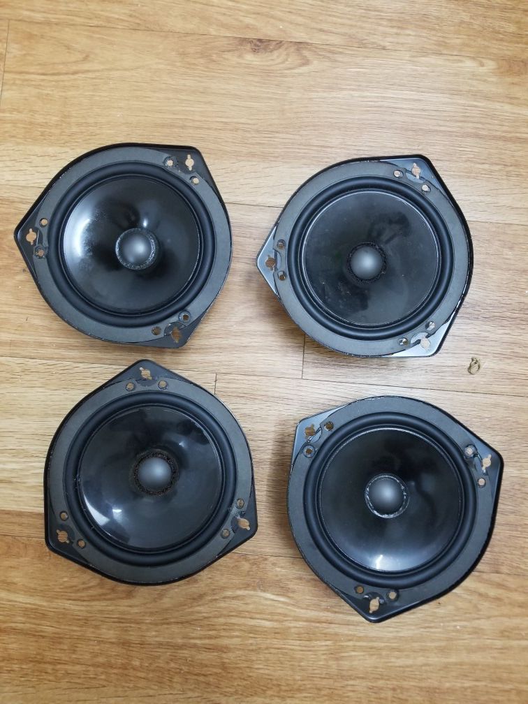 acura tl 2004 front and rear speakers pairs