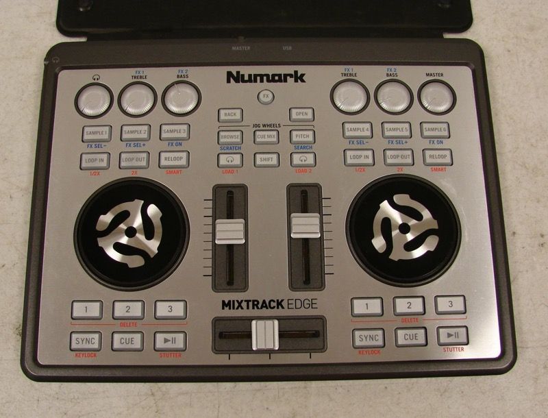 NUMARK MIXTRACK EDGE