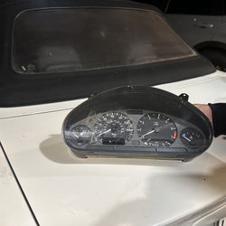 E36 Gauge Cluster