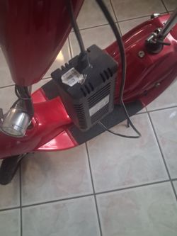 Scooter Electric para niños en buenas condiciones