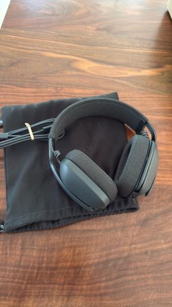 Logitech ZONE VIBE 100 Wireless Headphones