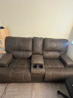 Recliner Couch for Sale!
