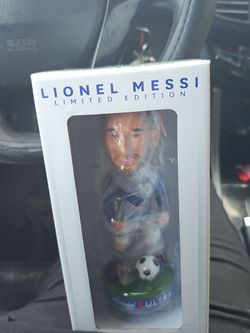 Messi limited addition bobblehead