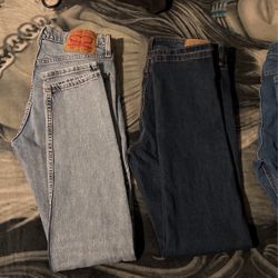 Hollister And Levi’s Pants