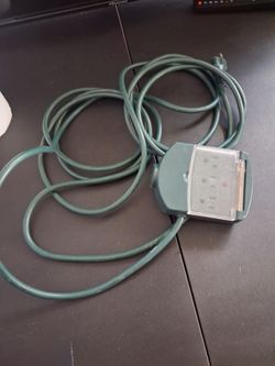 Green Outdoor Extension Cord with Multi-Outlet