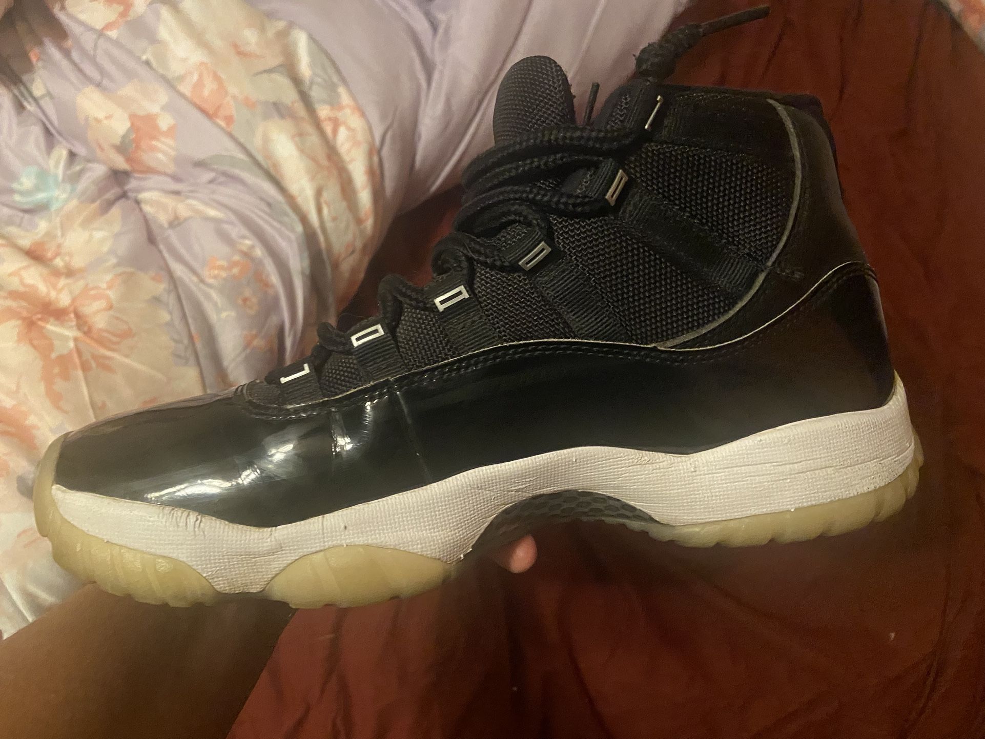 Jordan 11 Jubilee Black and White Size 9.5
