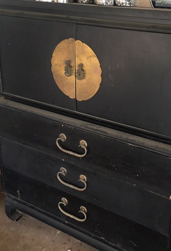 oriental drawers with matching night stand