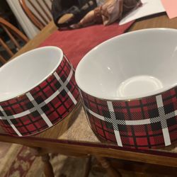 Dog Dishes Red Plaid Like New!