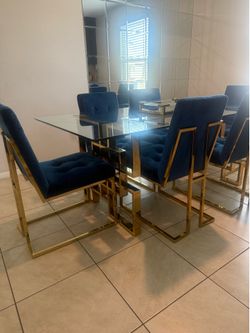 Dining chairs